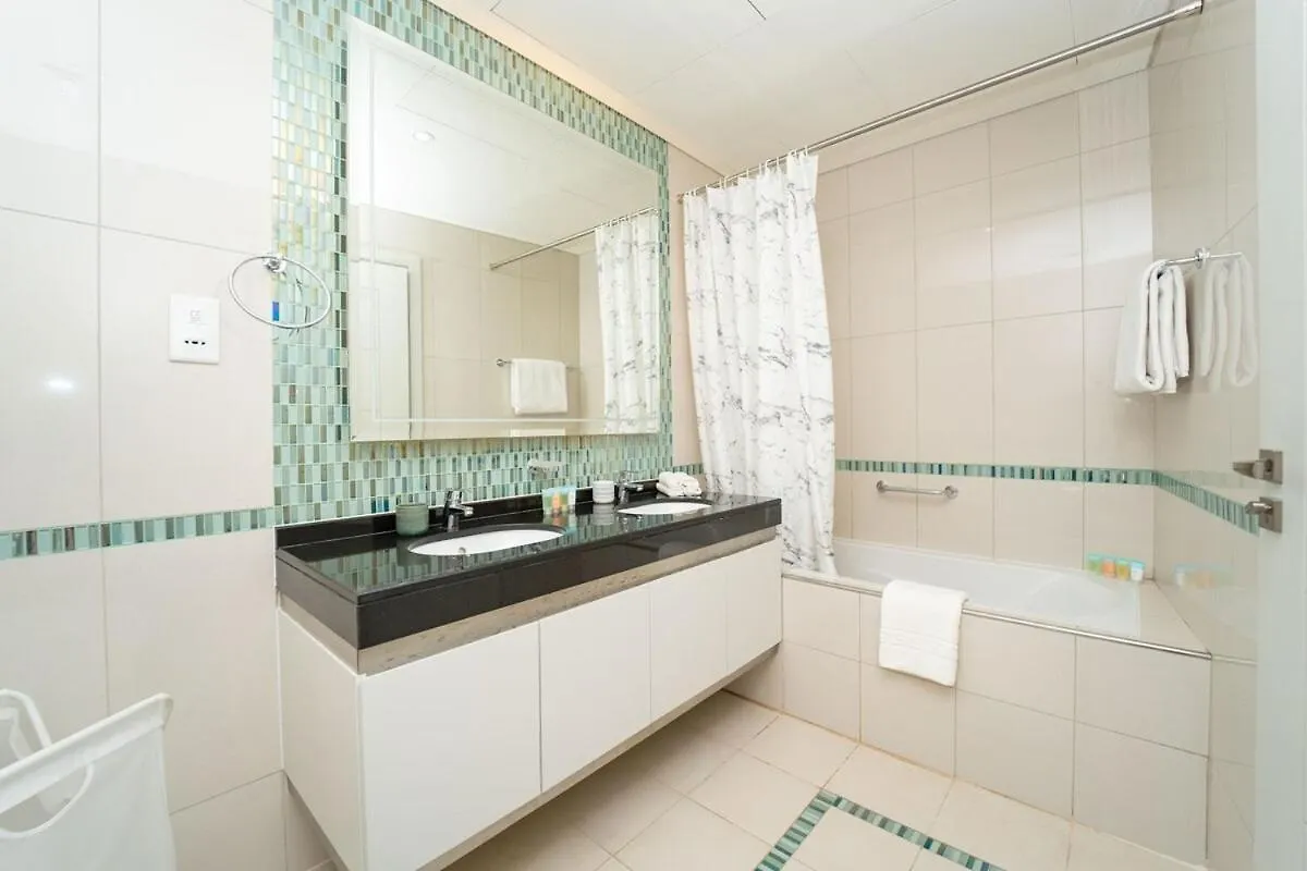 Aws Holiday Homes - Unique Views At Damac Heights Dubai 0*,  United Arab Emirates