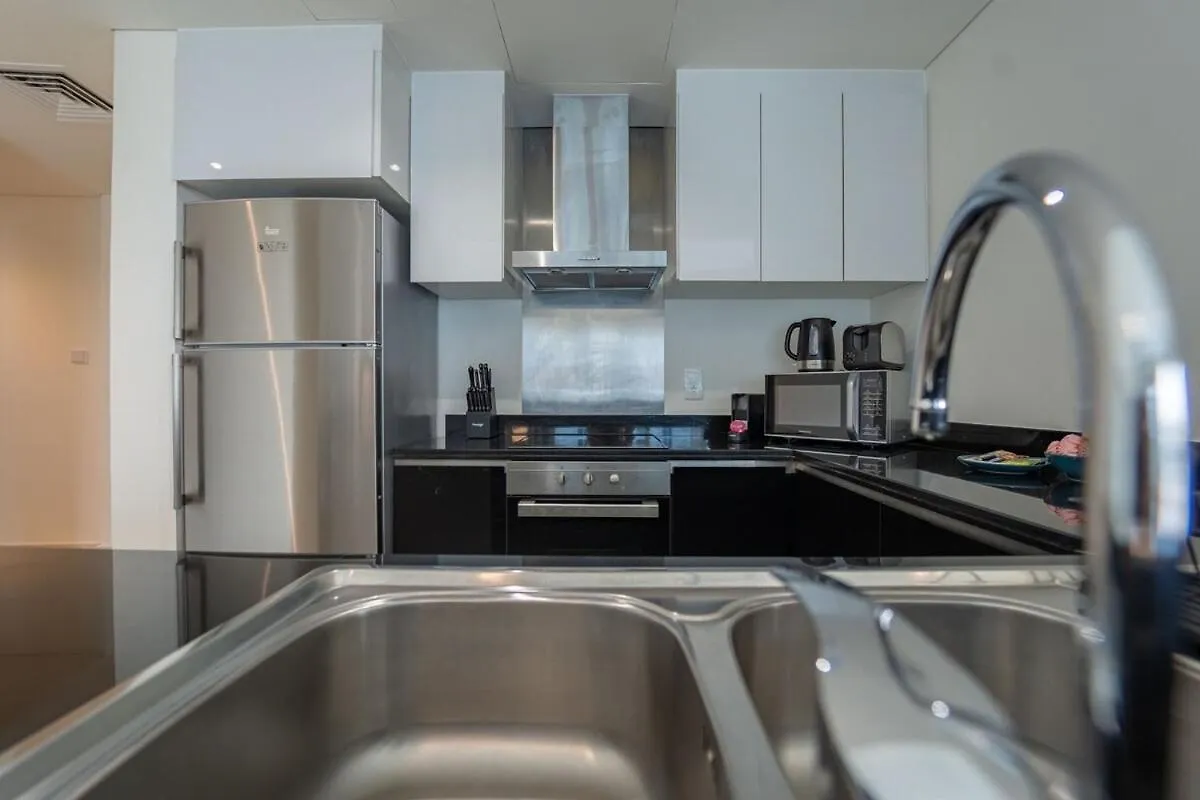 Apartment Aws Holiday Homes - Unique Views At Damac Heights Dubai