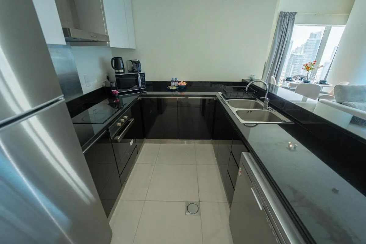 Aws Holiday Homes - Unique Views At Damac Heights Dubai 0*,  United Arab Emirates